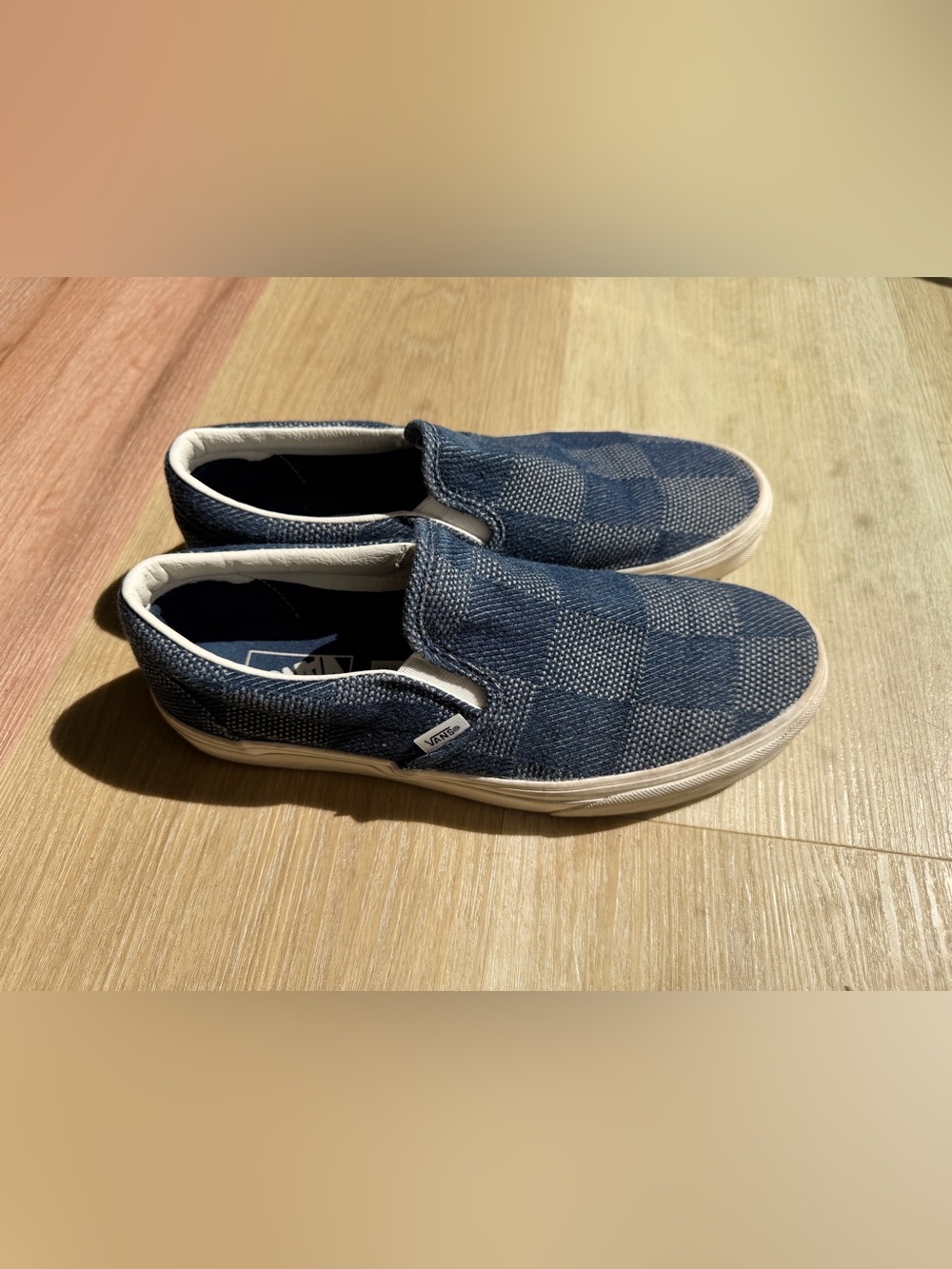 Blue/navy checkered vans slip on men’s 9.5 women’s 11